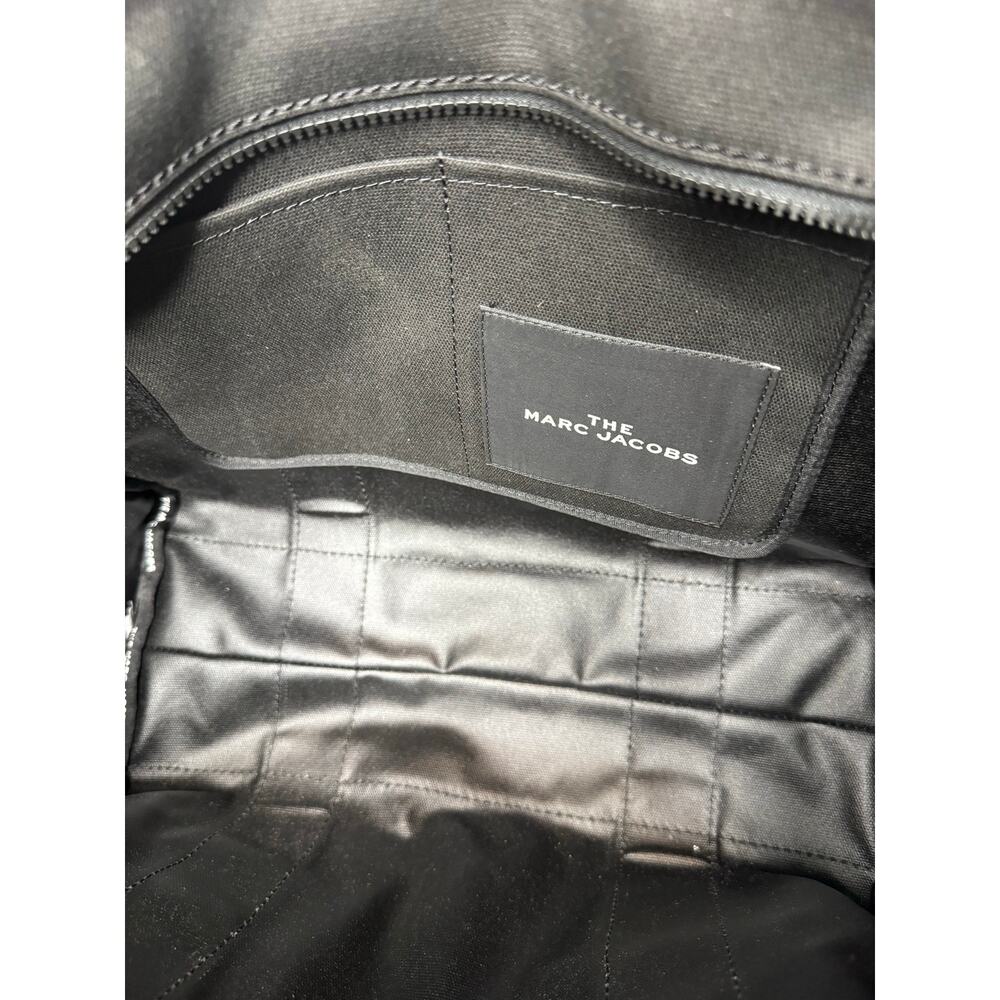 Marc Jacobs | The Large Canvas Tote Bag - Picture 15 of 16